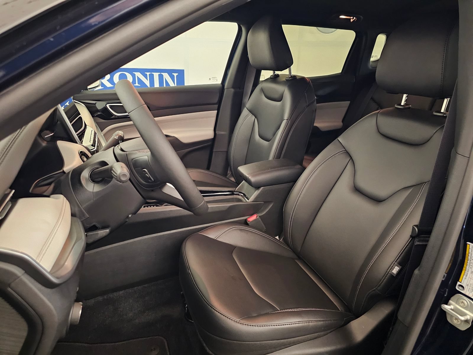 New 2026 Jeep Compass Limited AWD/4WD image 5