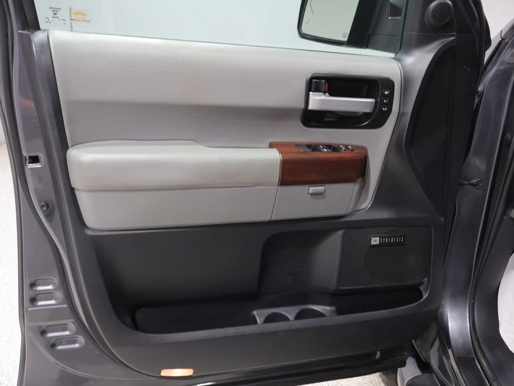 Used 2013 Toyota Sequoia Platinum AWD/4WD image 13