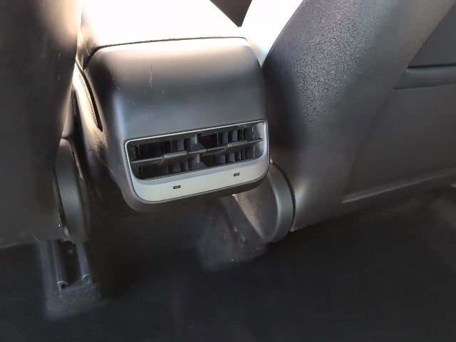 Used 2022 Tesla Model Y Performance AWD/4WD image 20