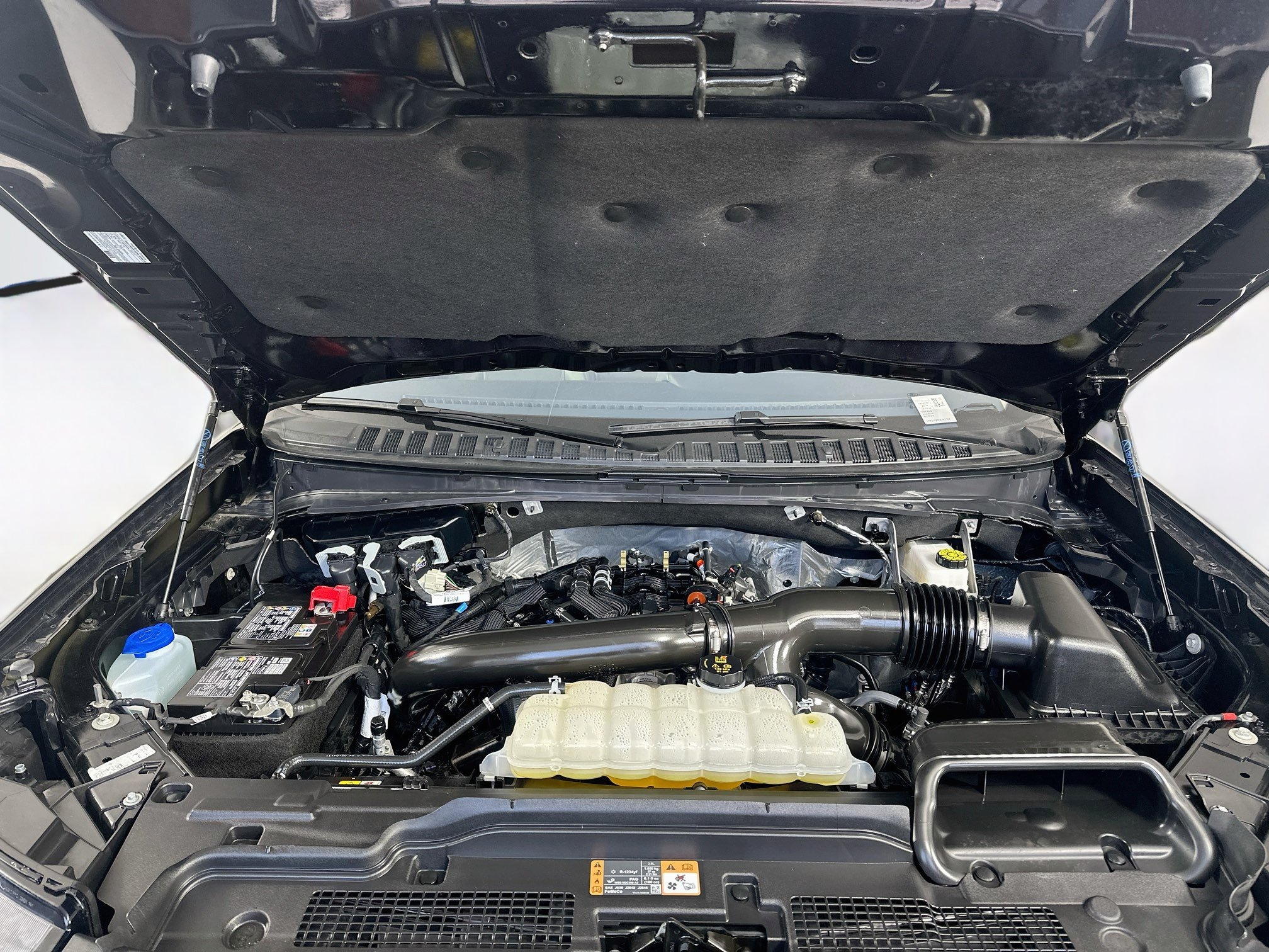 Used 2025 Ford Expedition Active AWD/4WD image 37