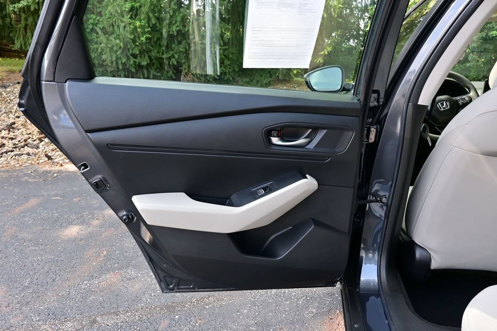 Certified 2025 Honda Accord LX image 31