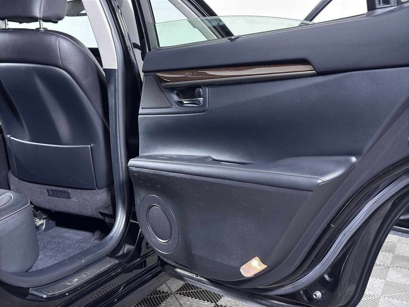 Used 2013 Lexus ES 350 FWD image 27