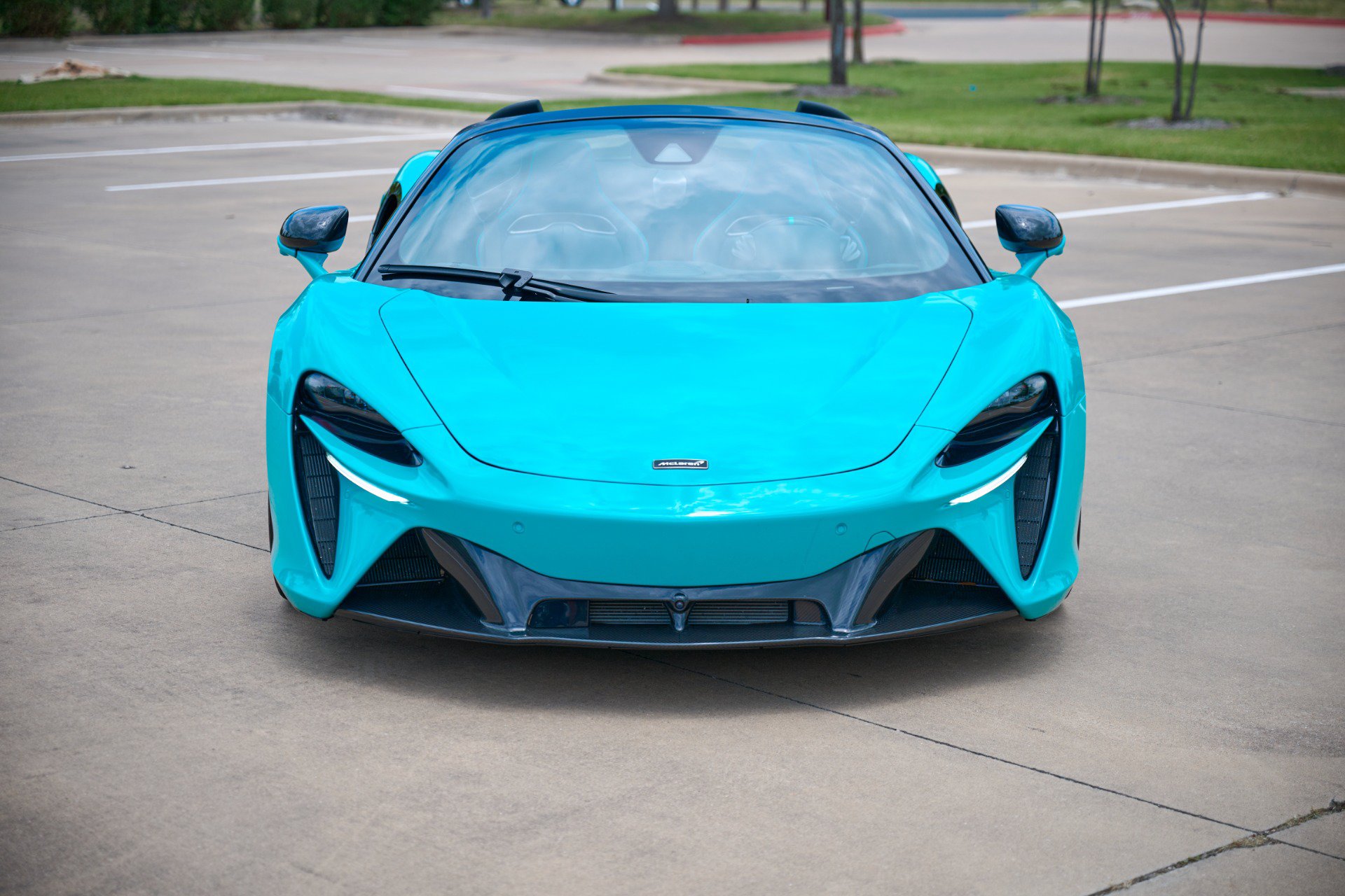 Used 2025 McLaren Artura Spider RWD image 68