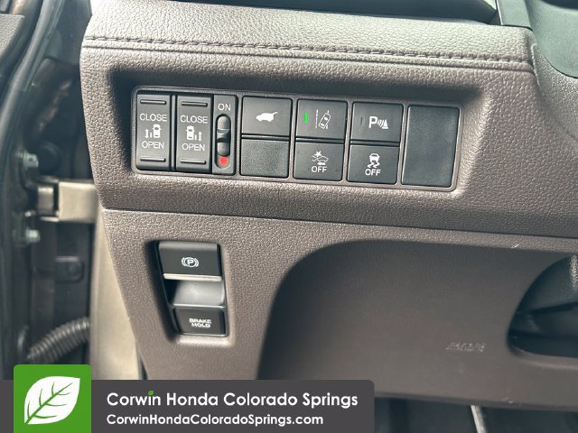 Used 2018 Honda Odyssey Touring image 16