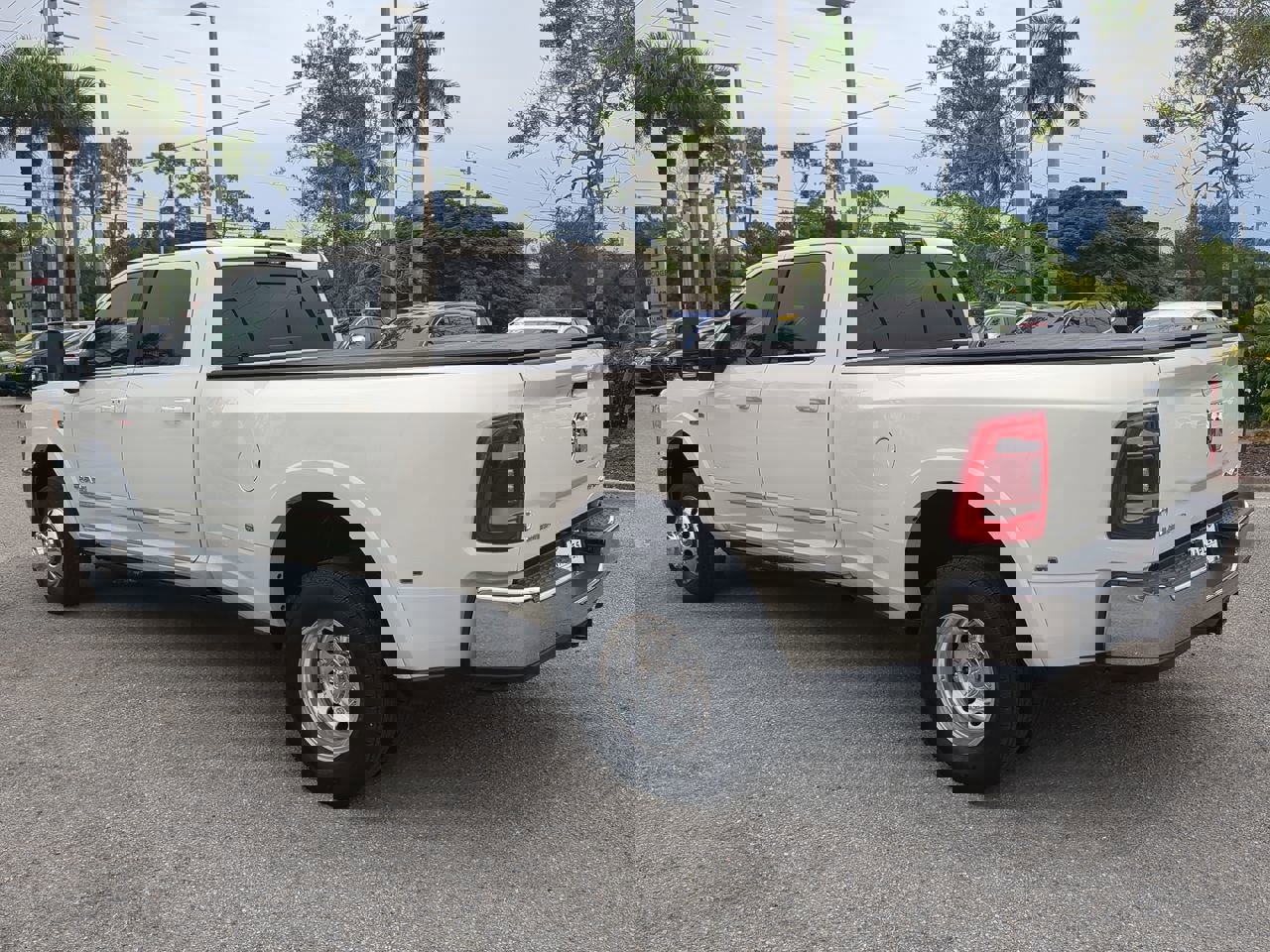 Used 2024 RAM 3500 Limited image 7