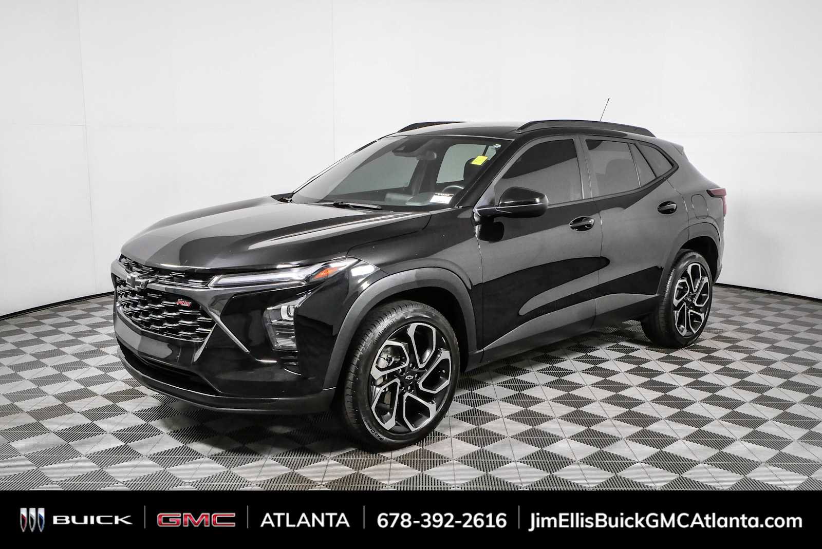 Used 2024 Chevrolet Trax RS w/ Driver Confidence Package FWD image 24