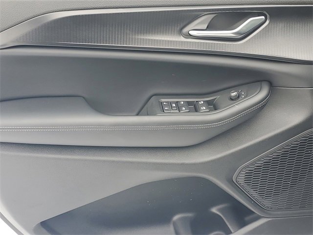 New 2025 Jeep Grand Cherokee L Altitude image 17