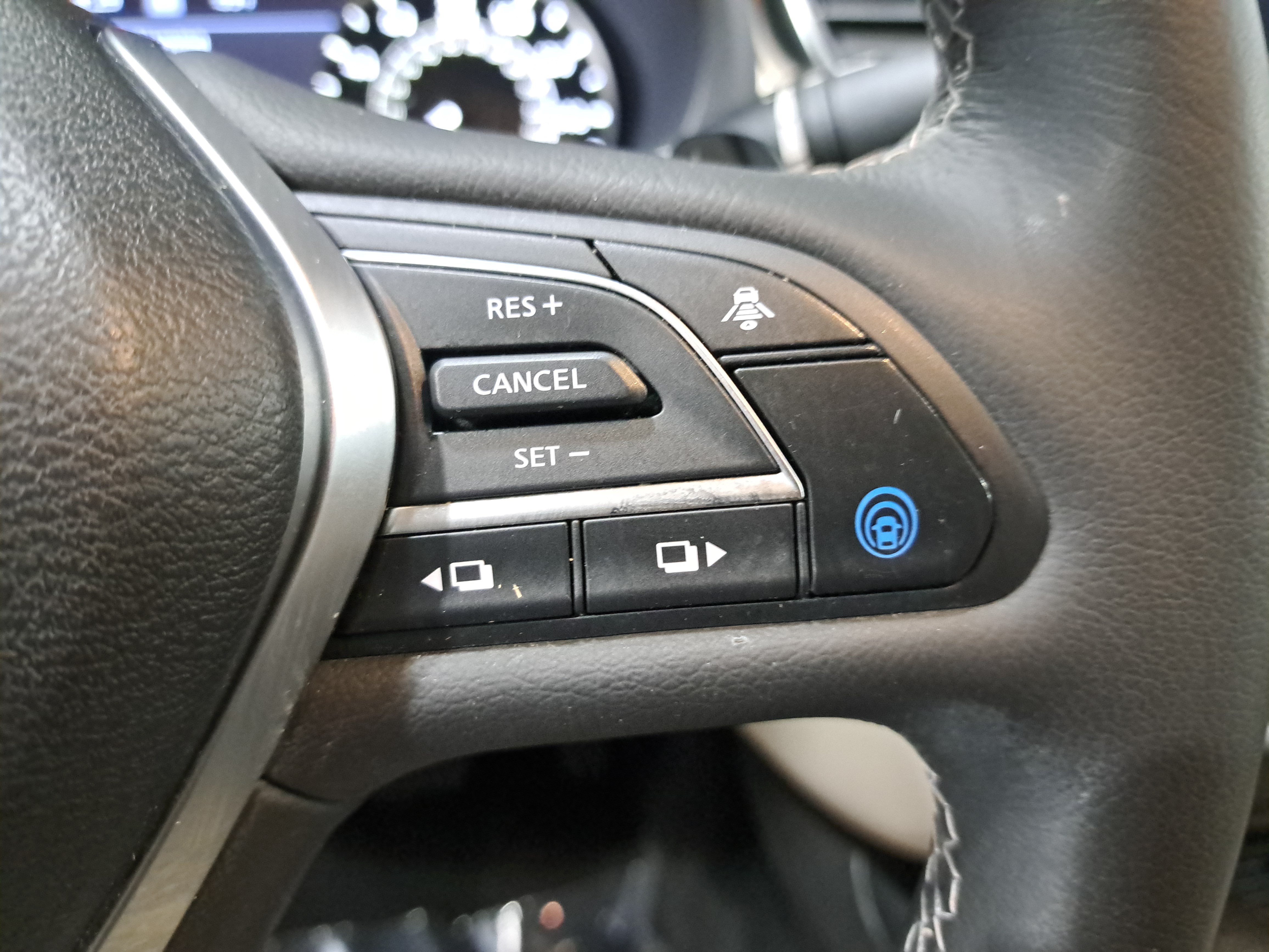 Used 2022 INFINITI QX50 Sensory w/ Cargo Package AWD/4WD image 19