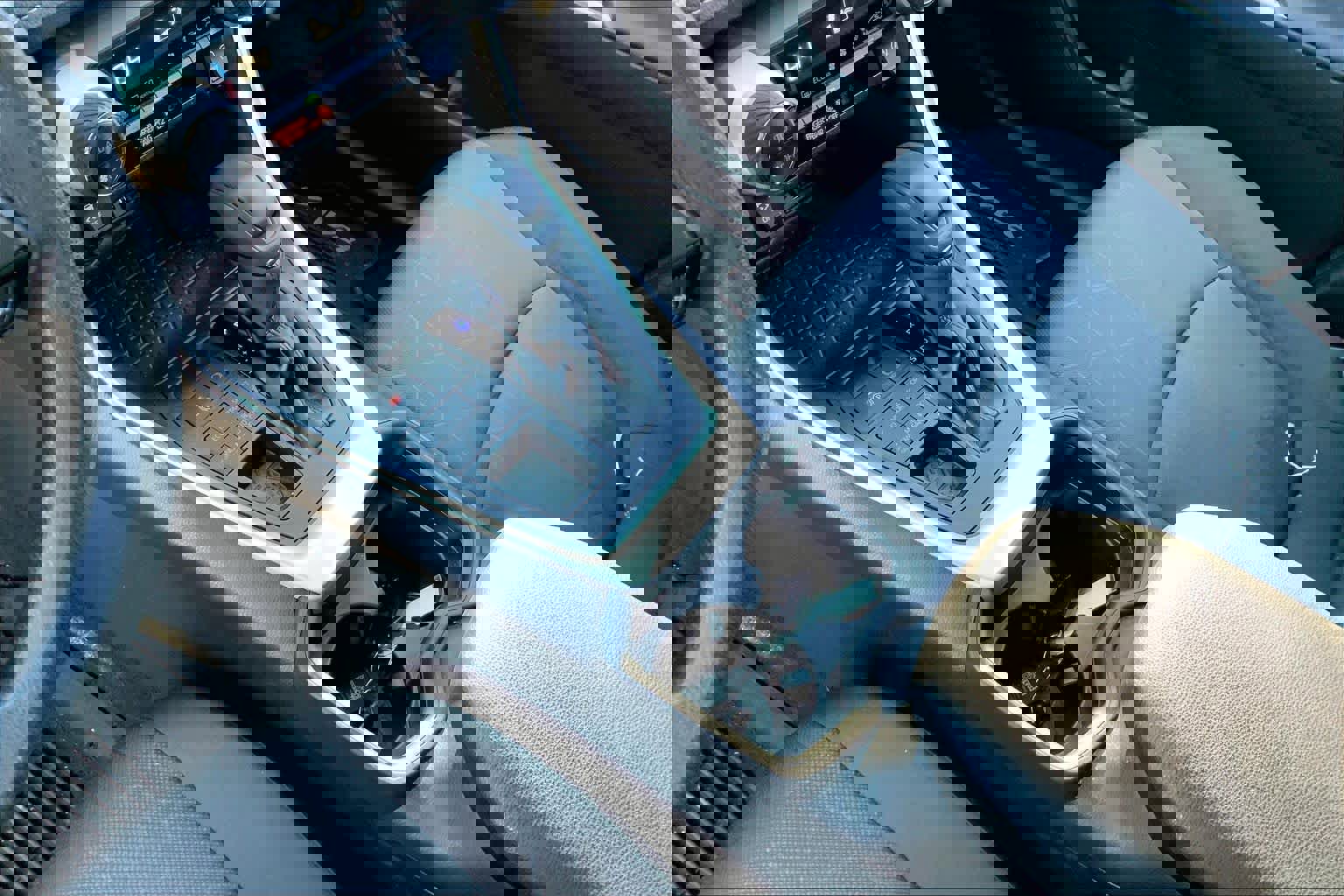 Used 2020 Toyota RAV4 XLE image 16