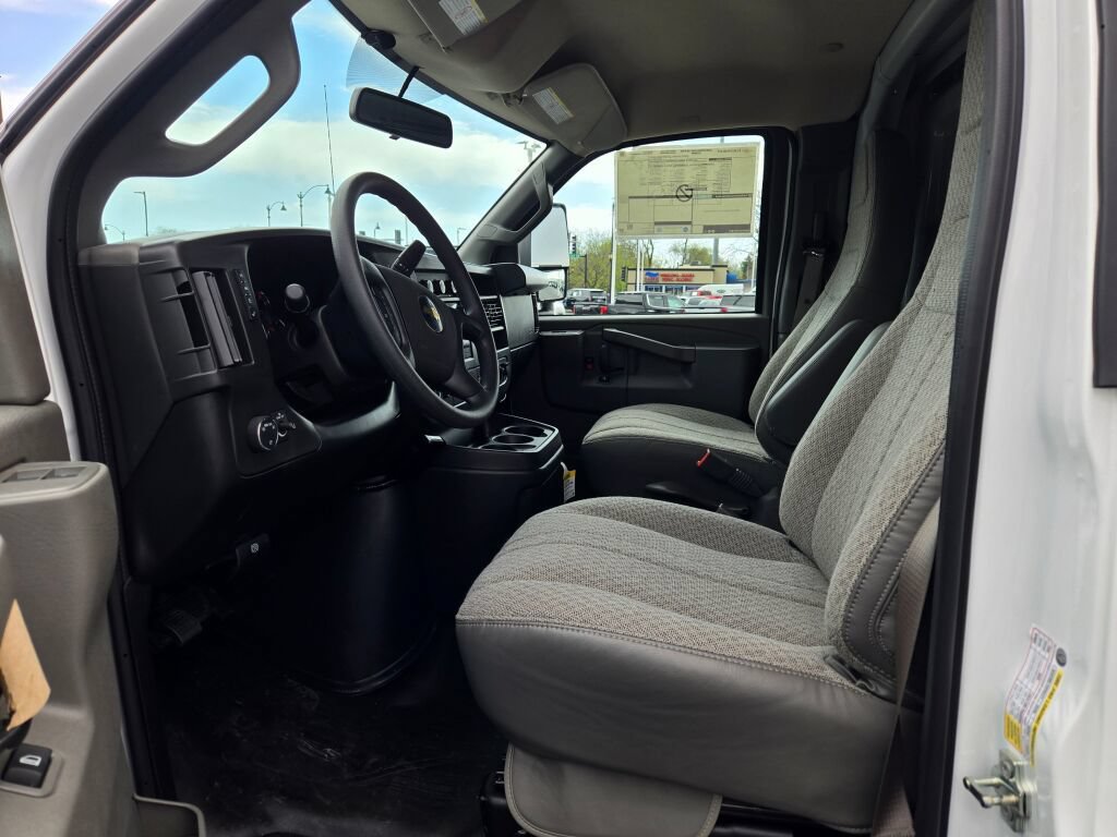 New 2026 Chevrolet Express 3500 w/ Power Convenience Package RWD image 18