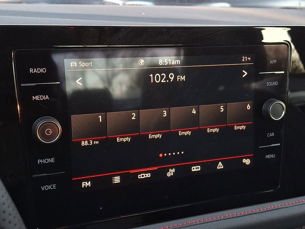 Used 2025 Volkswagen Jetta GLI Autobahn image 17