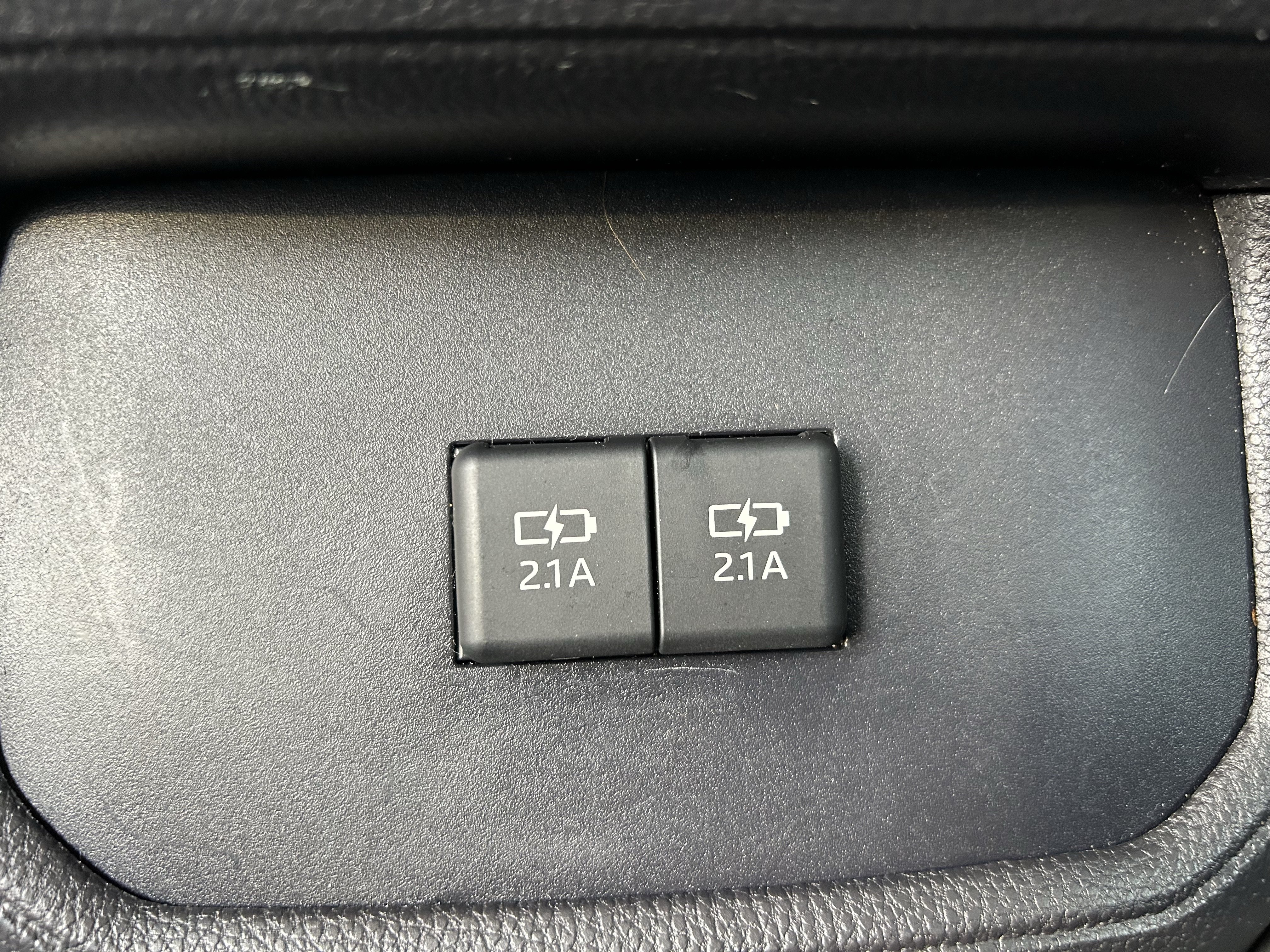 Certified 2020 Toyota Highlander XLE AWD/4WD image 18