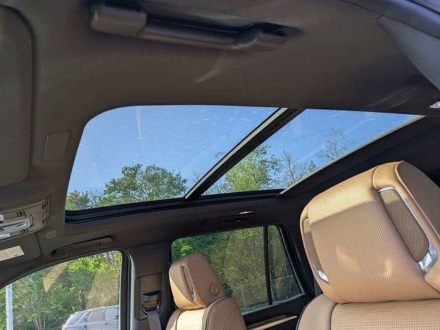 New 2026 Cadillac Escalade Luxury w/ Touring Package image 20