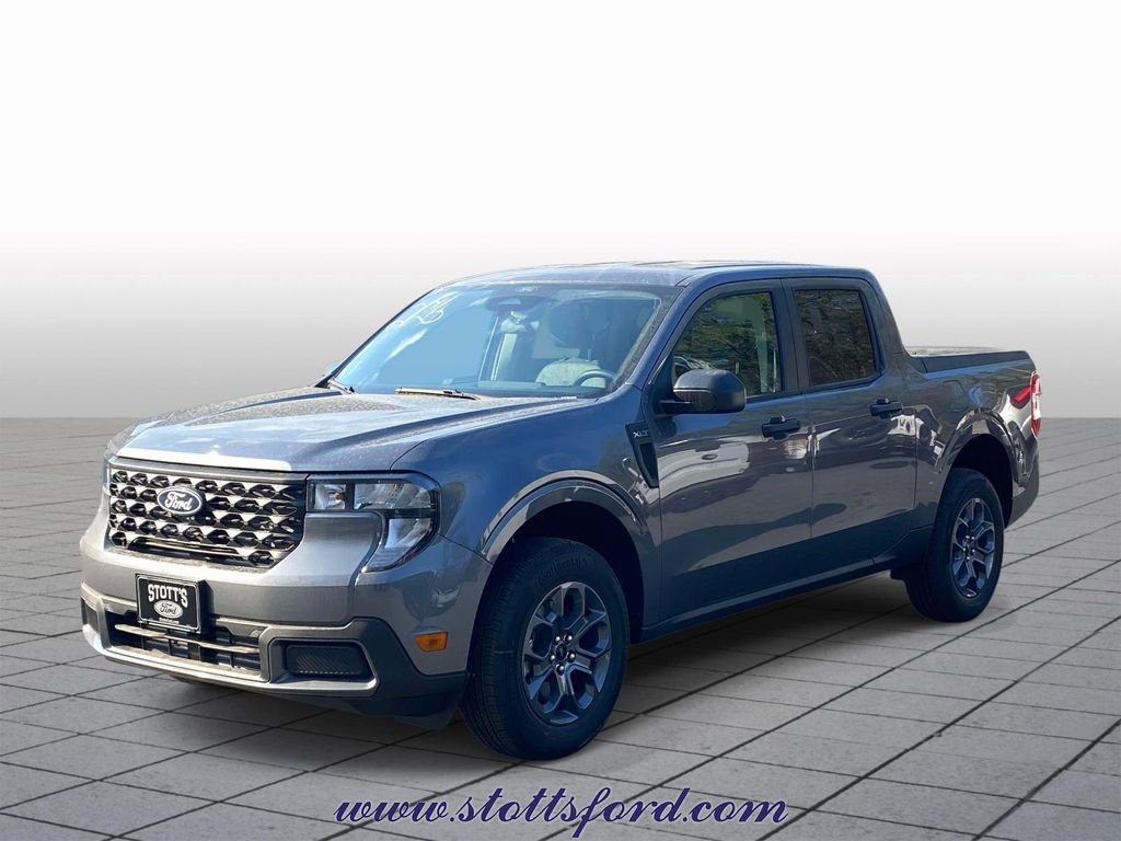New 2026 Ford Maverick XLT image 3
