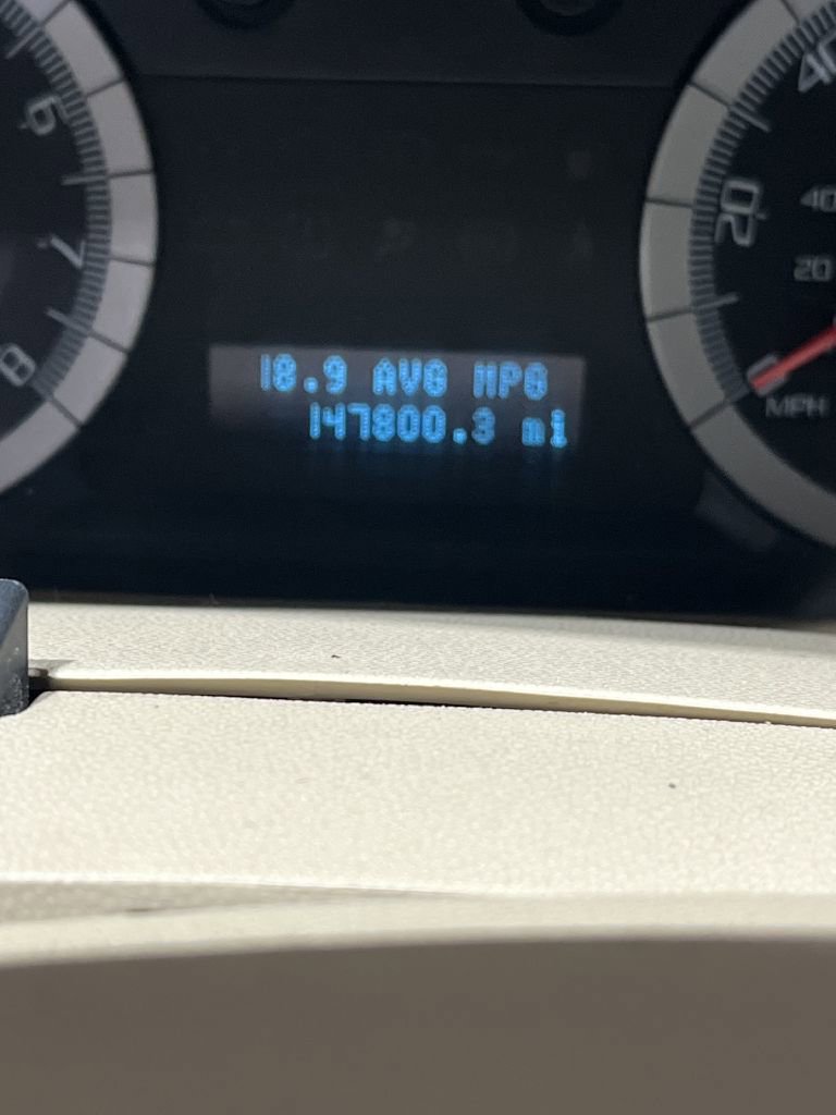 Used 2008 Ford Escape XLT image 9