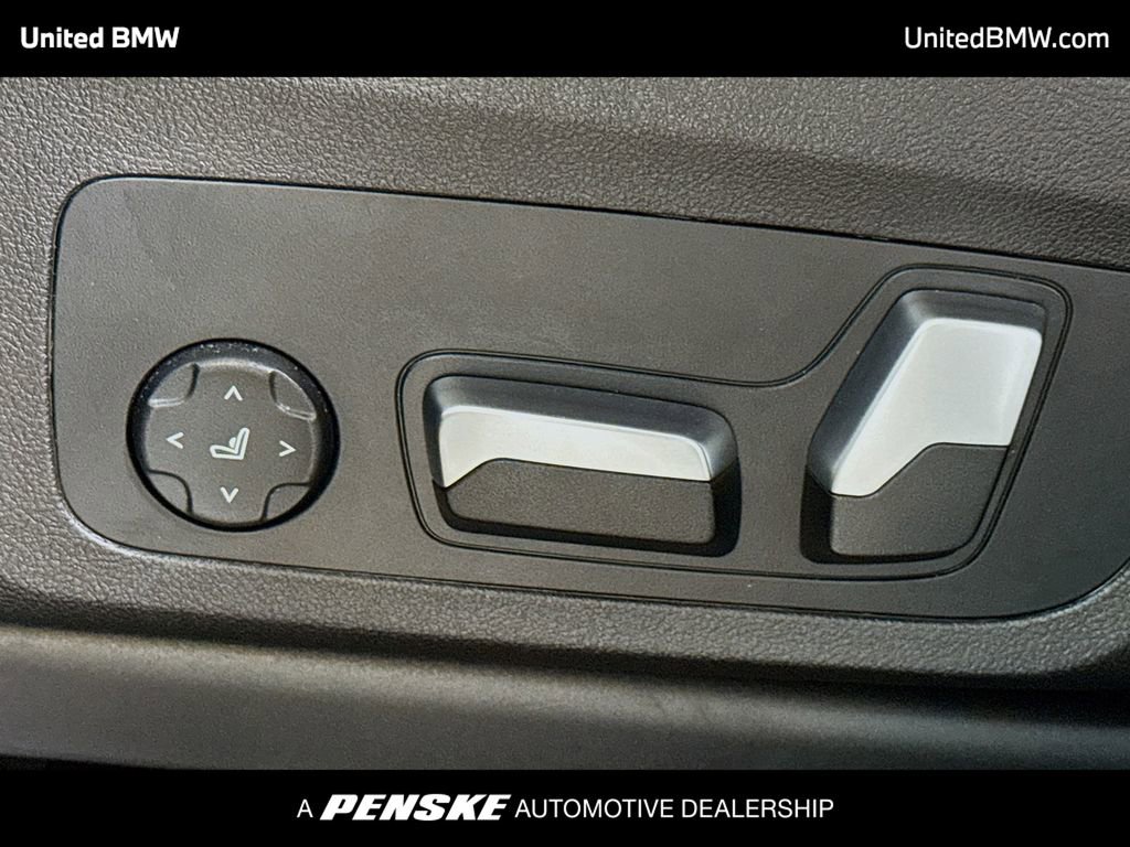 Certified 2023 BMW X4 xDrive30i w/ Premium Package image 4