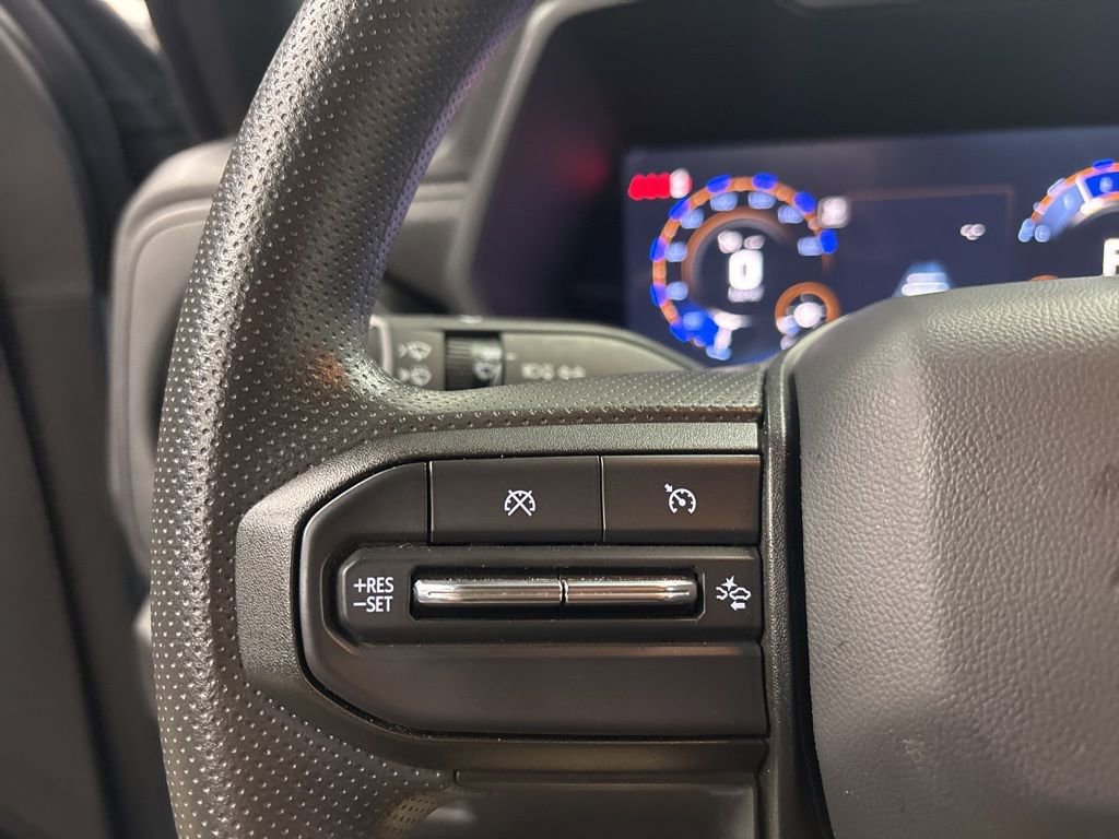 Used 2025 Chevrolet Colorado W/T w/ Advanced Trailering Package image 14