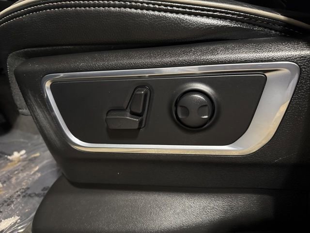 Used 2024 RAM 1500 Laramie image 4