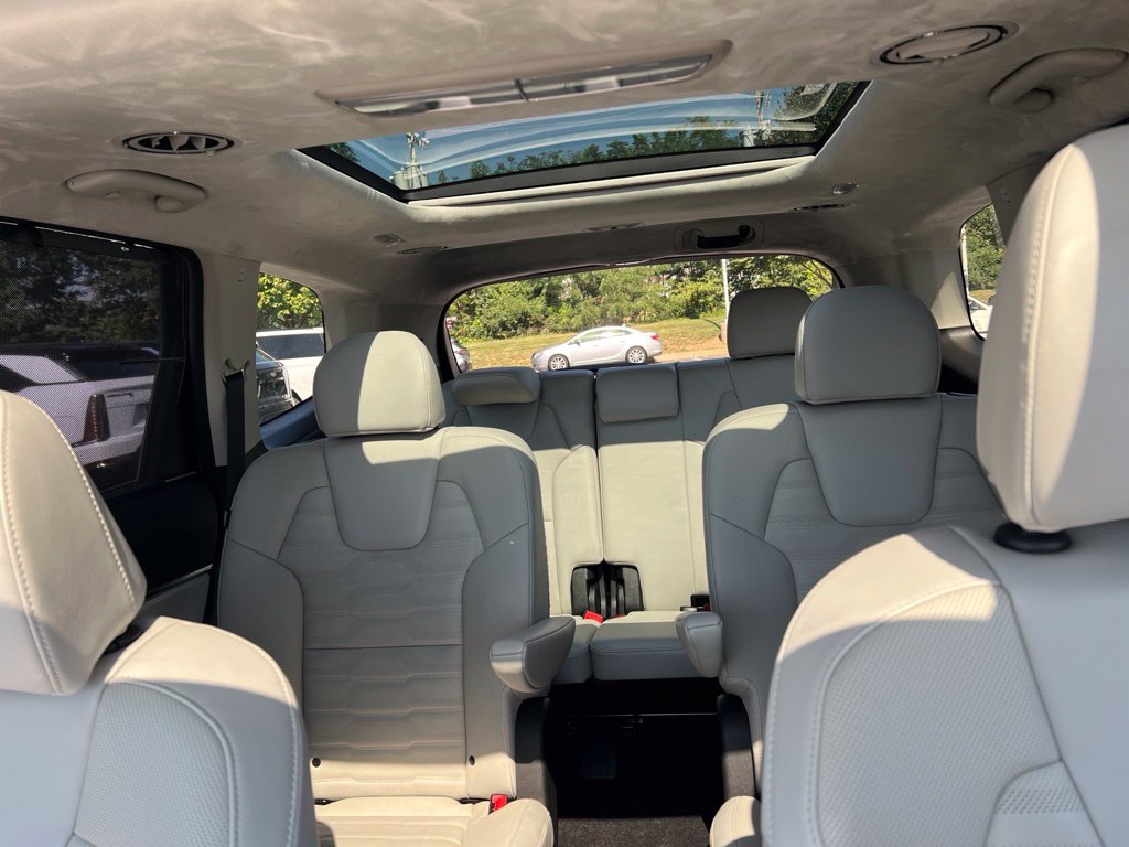 Used 2024 Kia Telluride SX Prestige AWD/4WD image 9