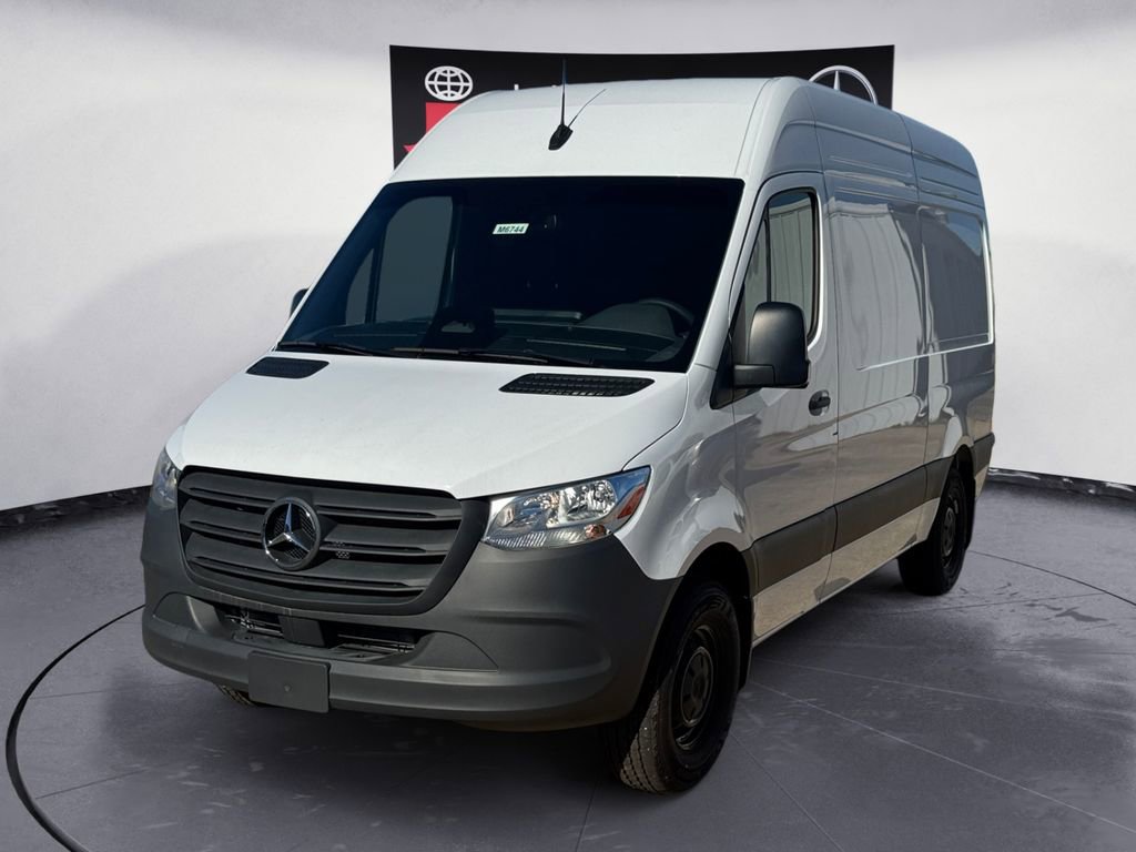 New 2025 Mercedes-Benz Sprinter 2500 image 1