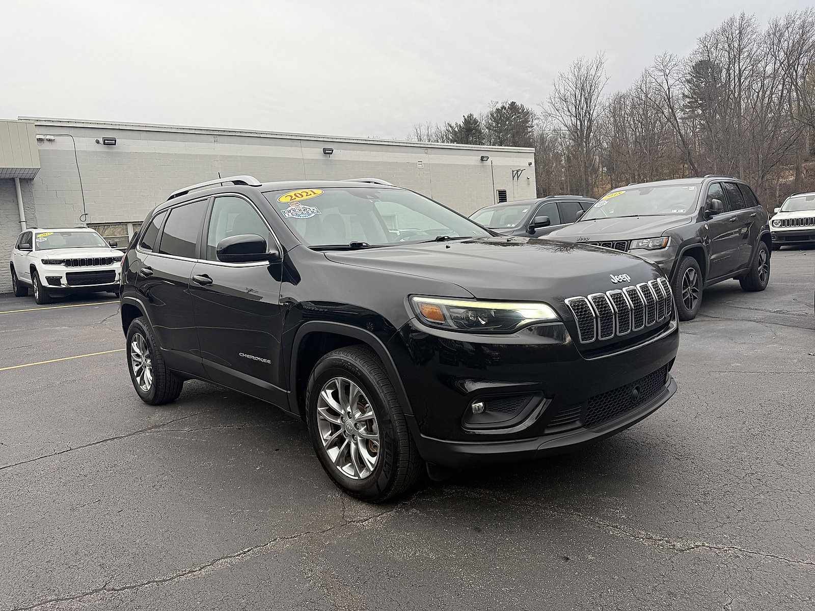 Used 2021 Jeep Cherokee Latitude Lux image 22