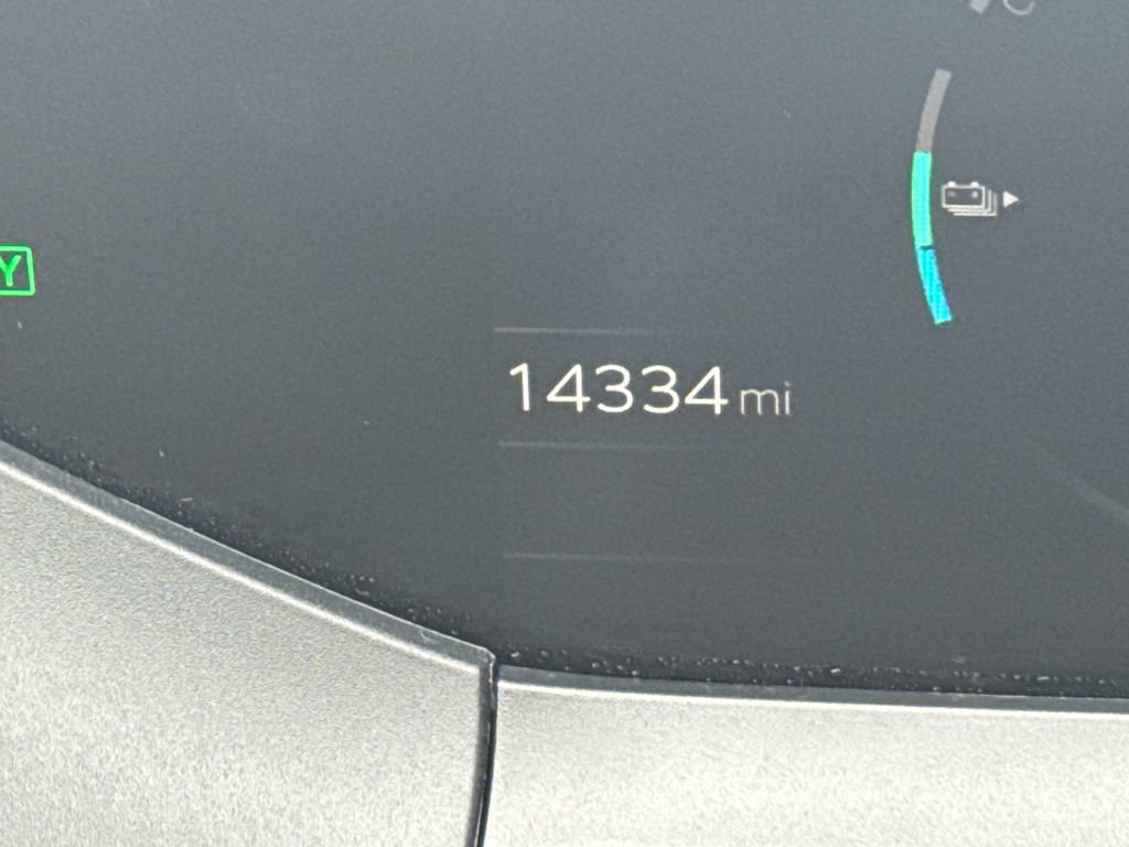 Used 2023 Toyota Prius Prime SE image 16