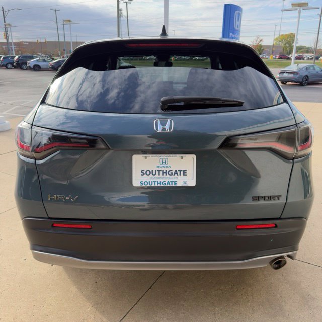 Used 2024 Honda HR-V Sport image 4