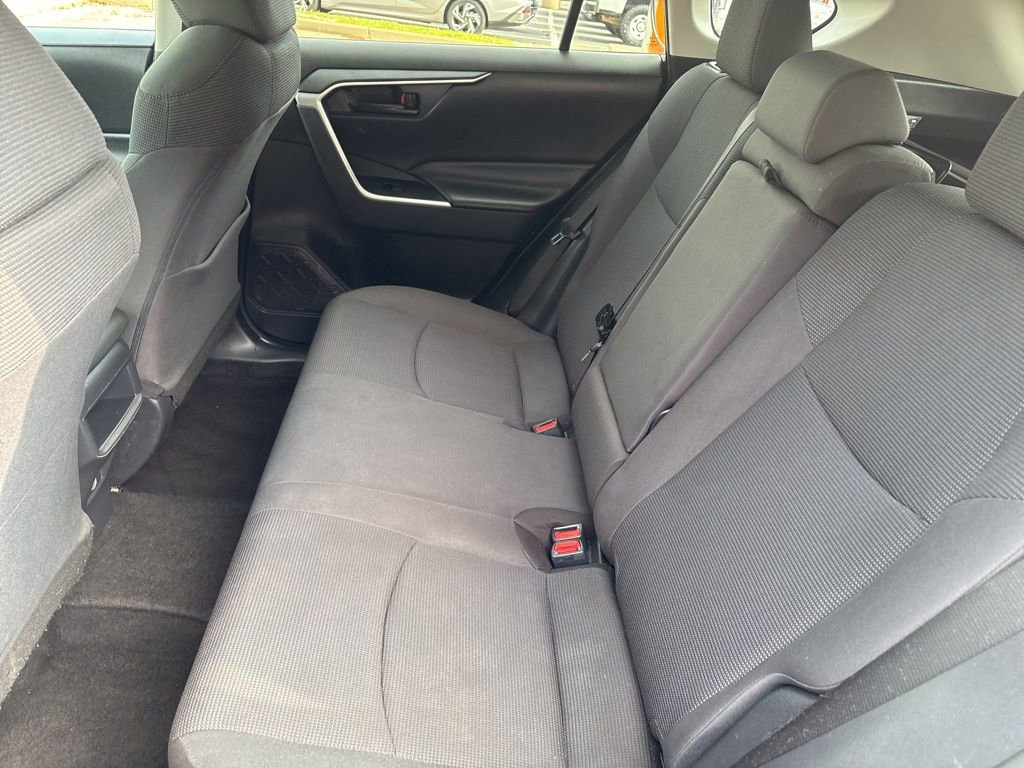 Used 2019 Toyota RAV4 LE w/ All Weather Liner Package AWD/4WD image 15