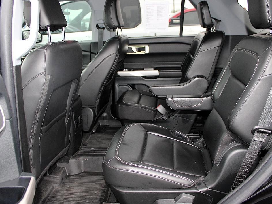 Used 2023 Ford Explorer XLT w/ Equipment Group 202A image 26