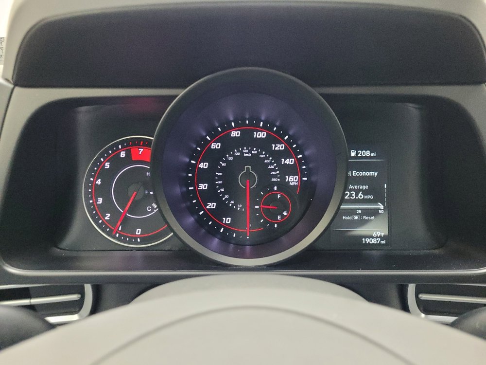 Used 2023 Hyundai Elantra SEL w/ Cargo Package image 23