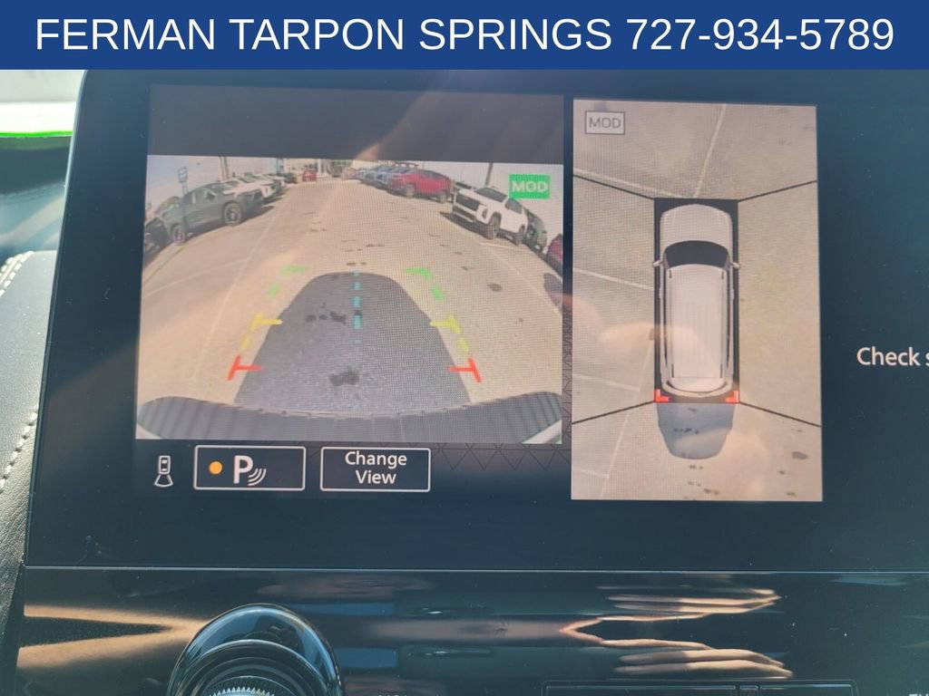 Used 2024 Nissan Armada Platinum w/ Captain's Chairs Package image 30