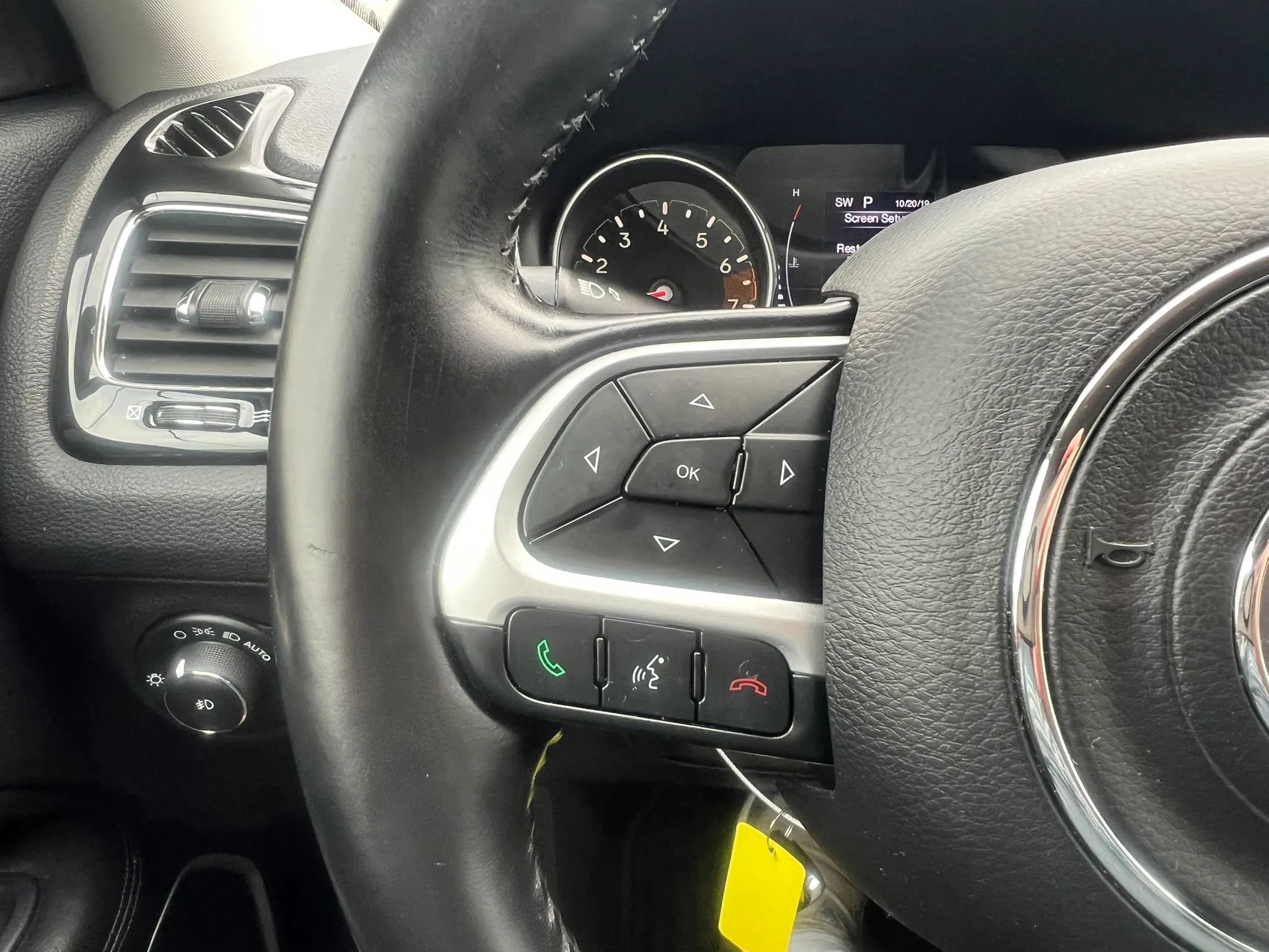 Used 2020 Jeep Compass Latitude AWD/4WD image 20