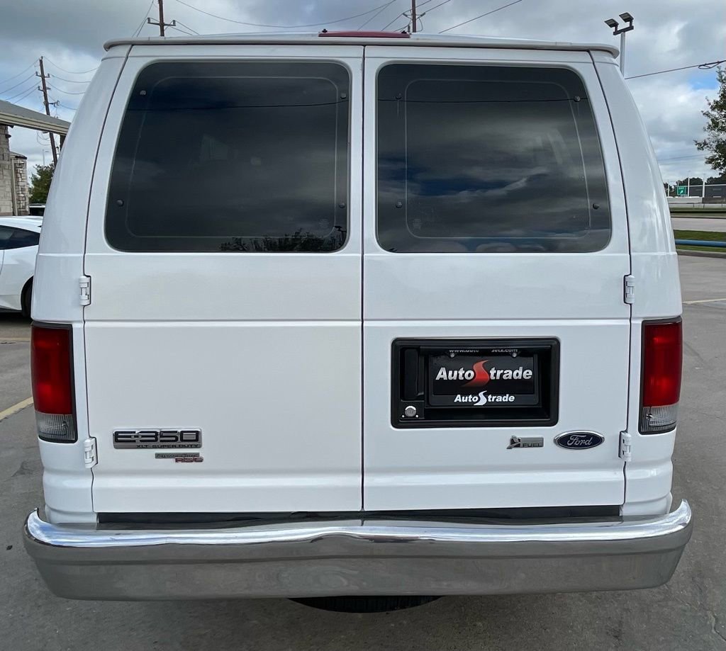 Used 2009 Ford E-350 and Econoline 350 XLT image 10