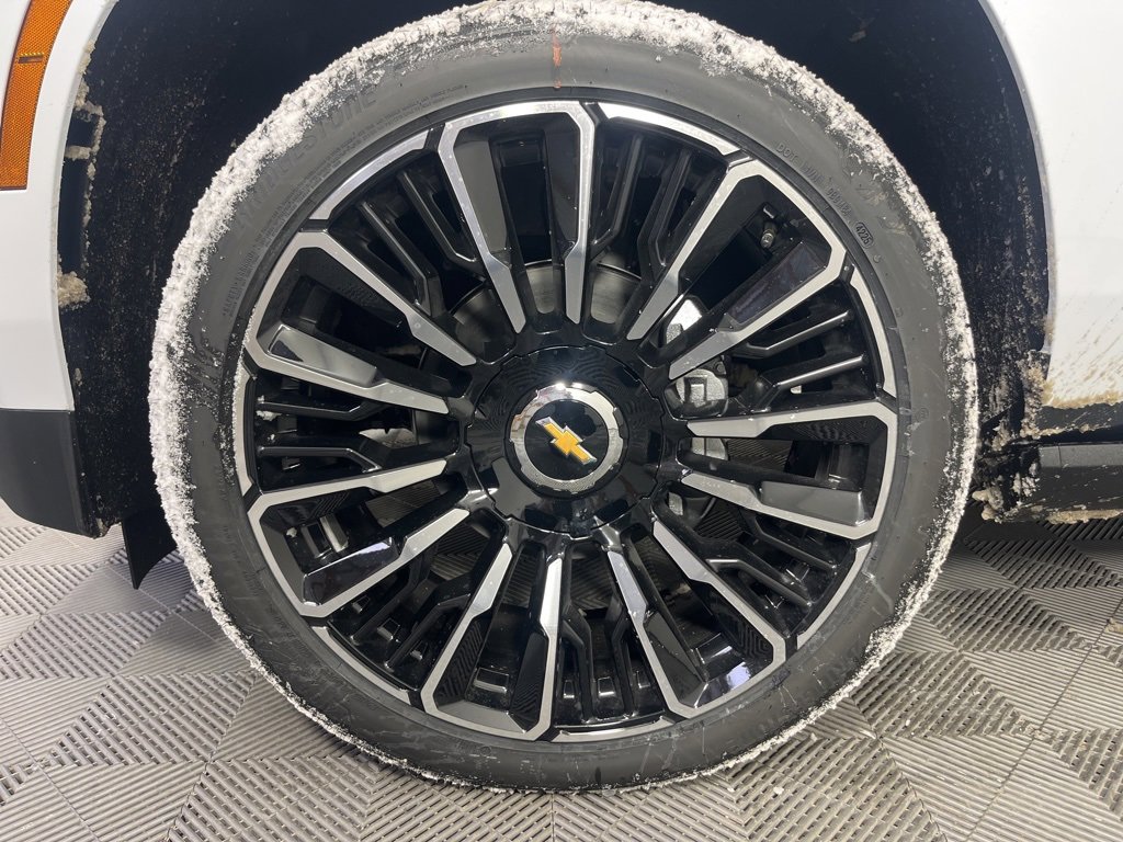 New 2026 Chevrolet Tahoe High Country image 11