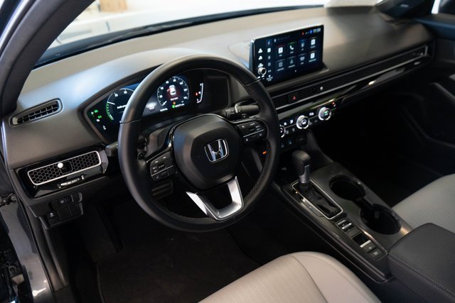 Used 2025 Honda Civic Sport image 3