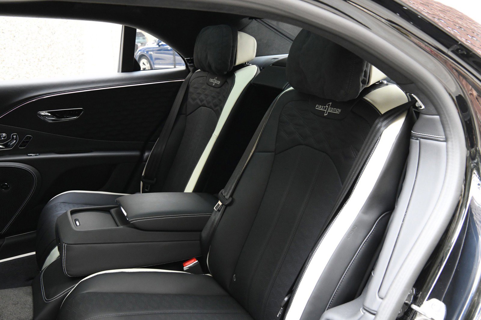 New 2025 Bentley Flying Spur Plug-In Hybrid image 11