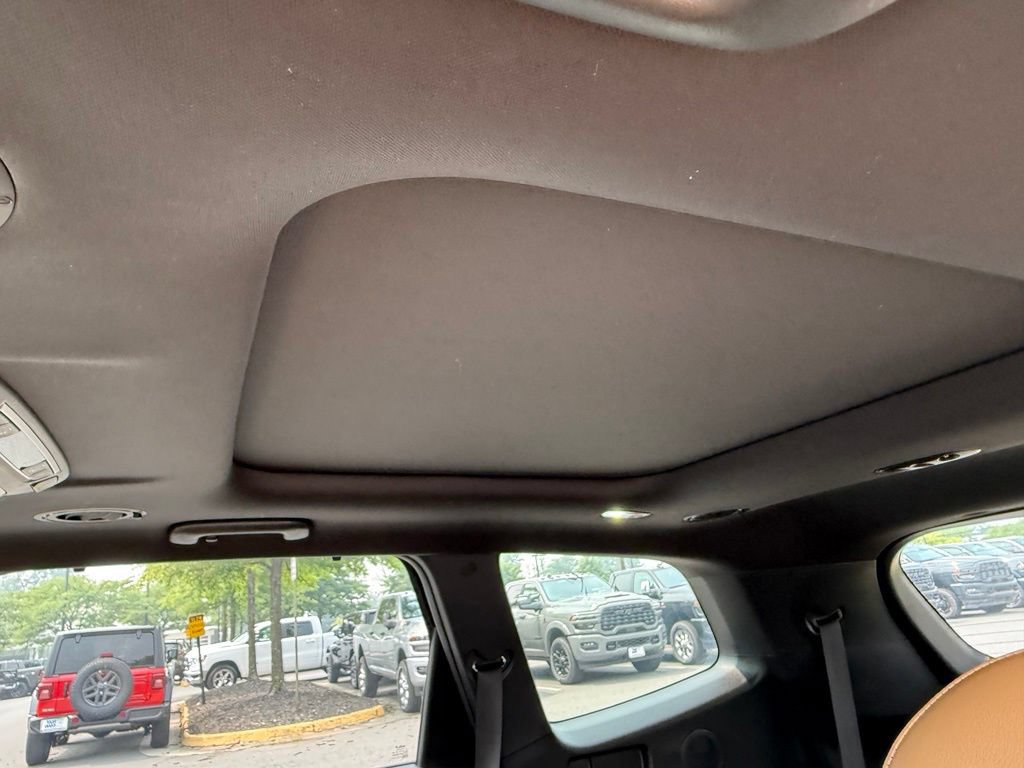 Used 2022 Kia Telluride SX FWD image 24
