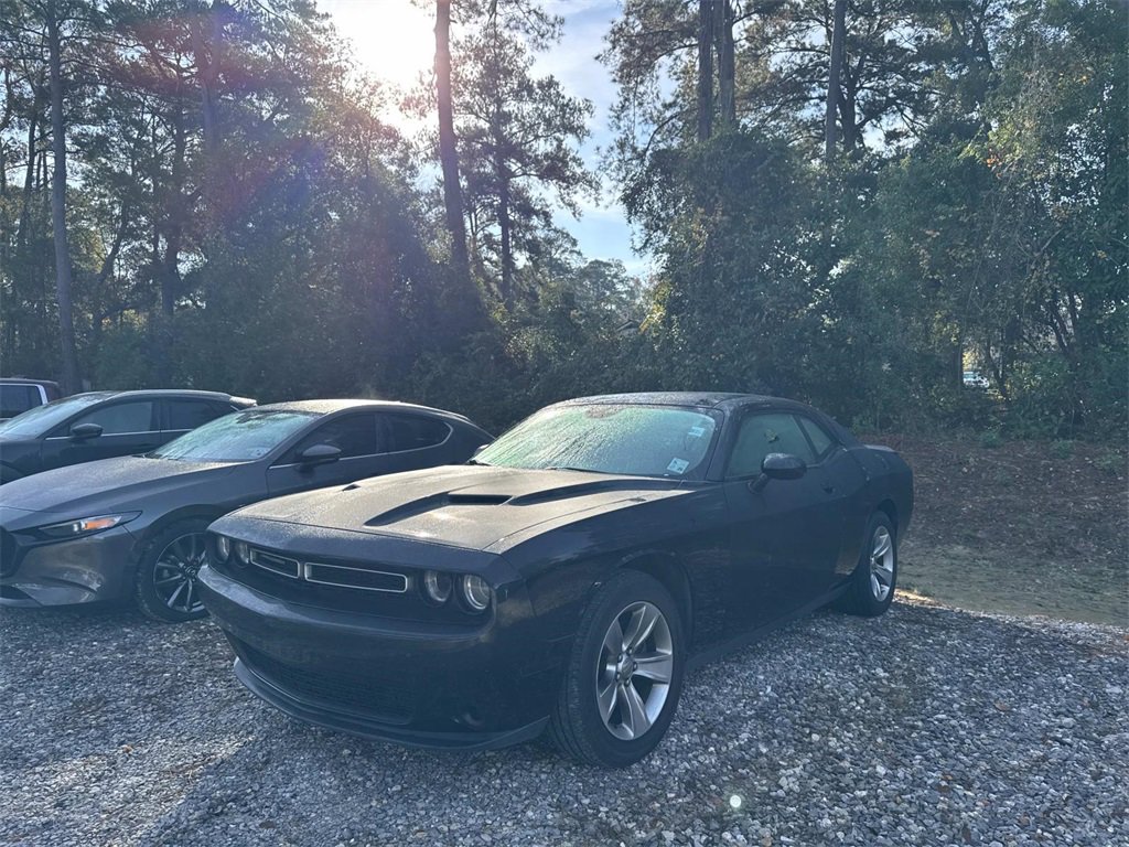 Used 2019 Dodge Challenger SXT