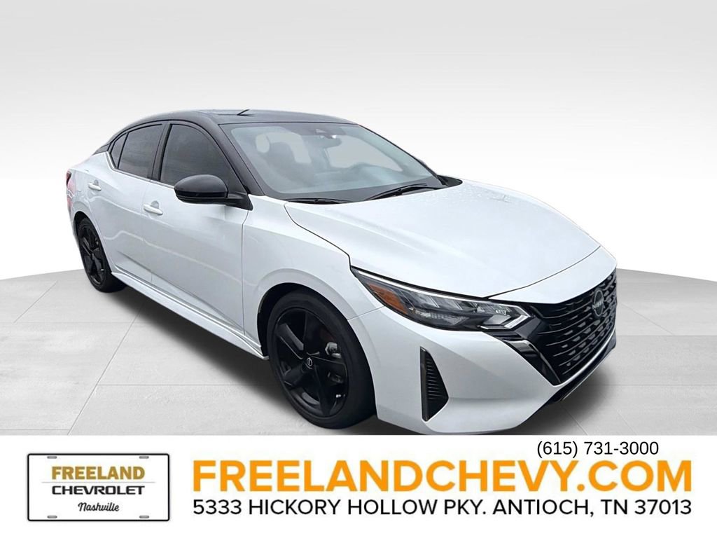 Used 2024 Nissan Sentra SR image 1