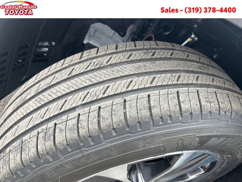 New 2026 Toyota Highlander XLE image 23