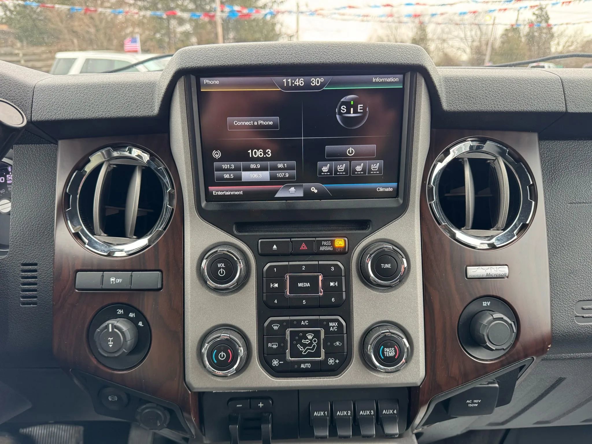 Used 2015 Ford F350 Lariat w/ Chrome Package image 21