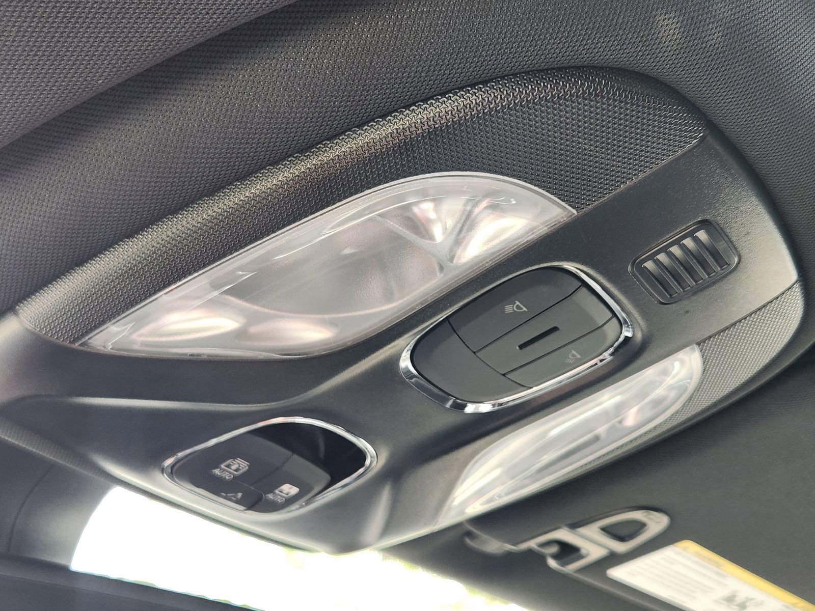 Used 2024 Jeep Compass Limited w/ High Altitude Package image 28