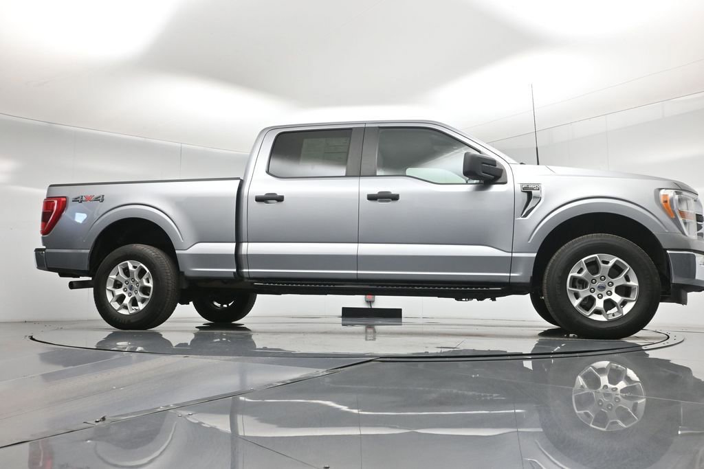 Certified 2021 Ford F150 XLT w/ Max Trailer Tow Package image 4