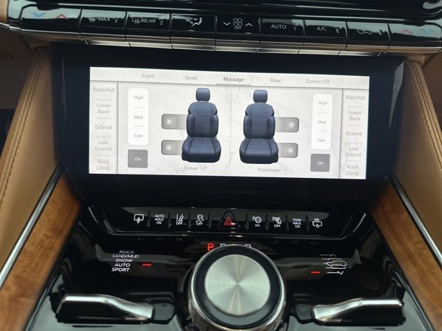 Used 2022 Jeep Grand Wagoneer Series III w/ Flexible Seating Group image 31