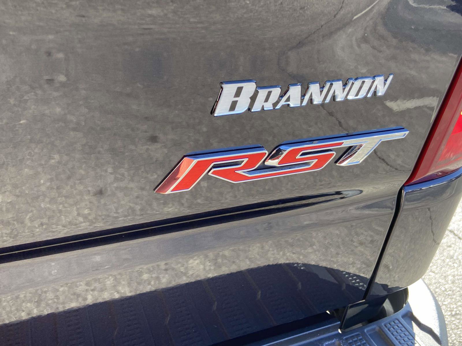 Used 2024 Chevrolet Silverado 1500 RST w/ Protection Package image 8