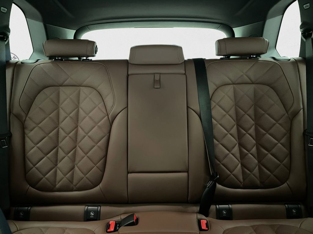 New 2026 BMW X5 xDrive50e AWD/4WD image 11