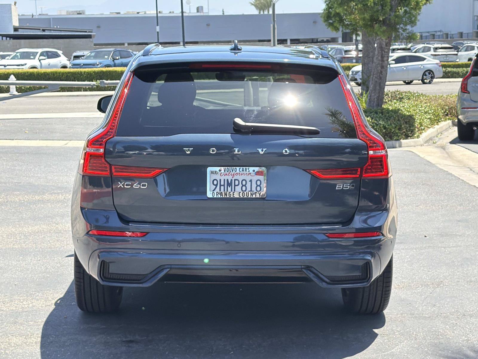 Certified 2024 Volvo XC60 B5 Plus AWD/4WD image 6