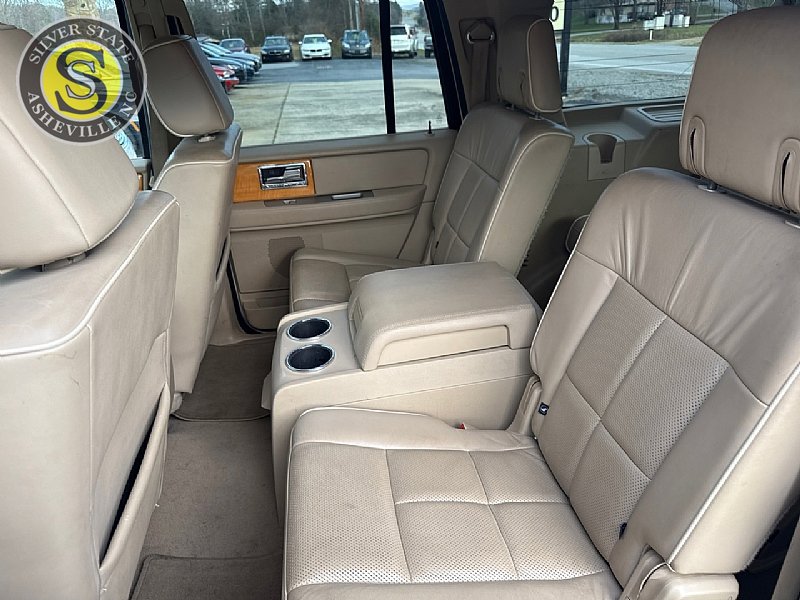 Used 2008 Lincoln Navigator L 4WD image 13