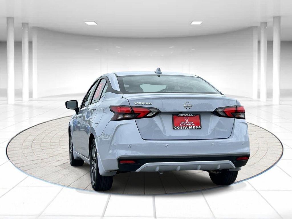 Used 2025 Nissan Versa SV w/ Trunk Package image 3