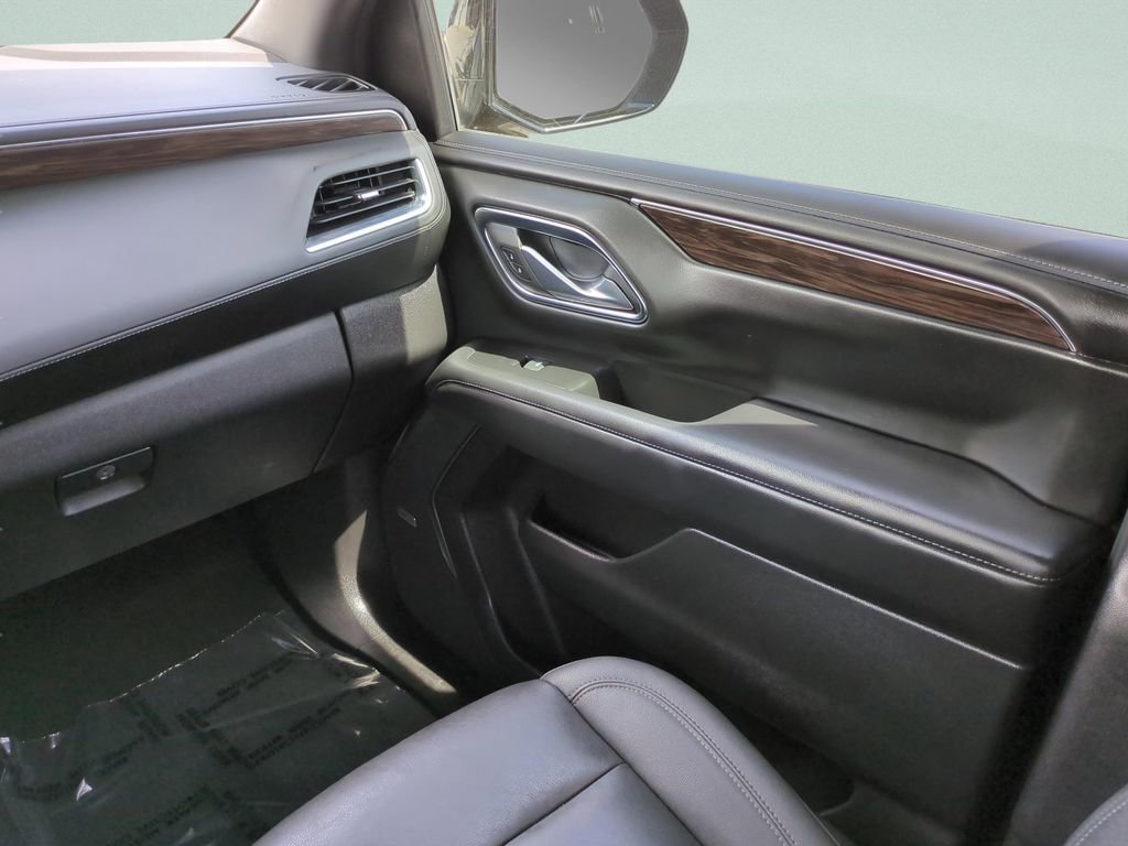 Used 2022 Chevrolet Tahoe LT w/ Luxury Package image 24